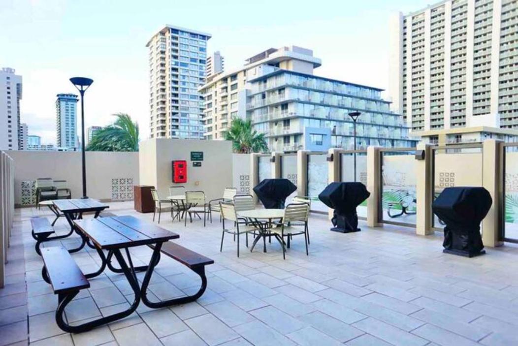 1508- Heart Of Waikiki With Kitchen-Free Parking-King Bed-Corner Unit Honolulu Exterior foto
