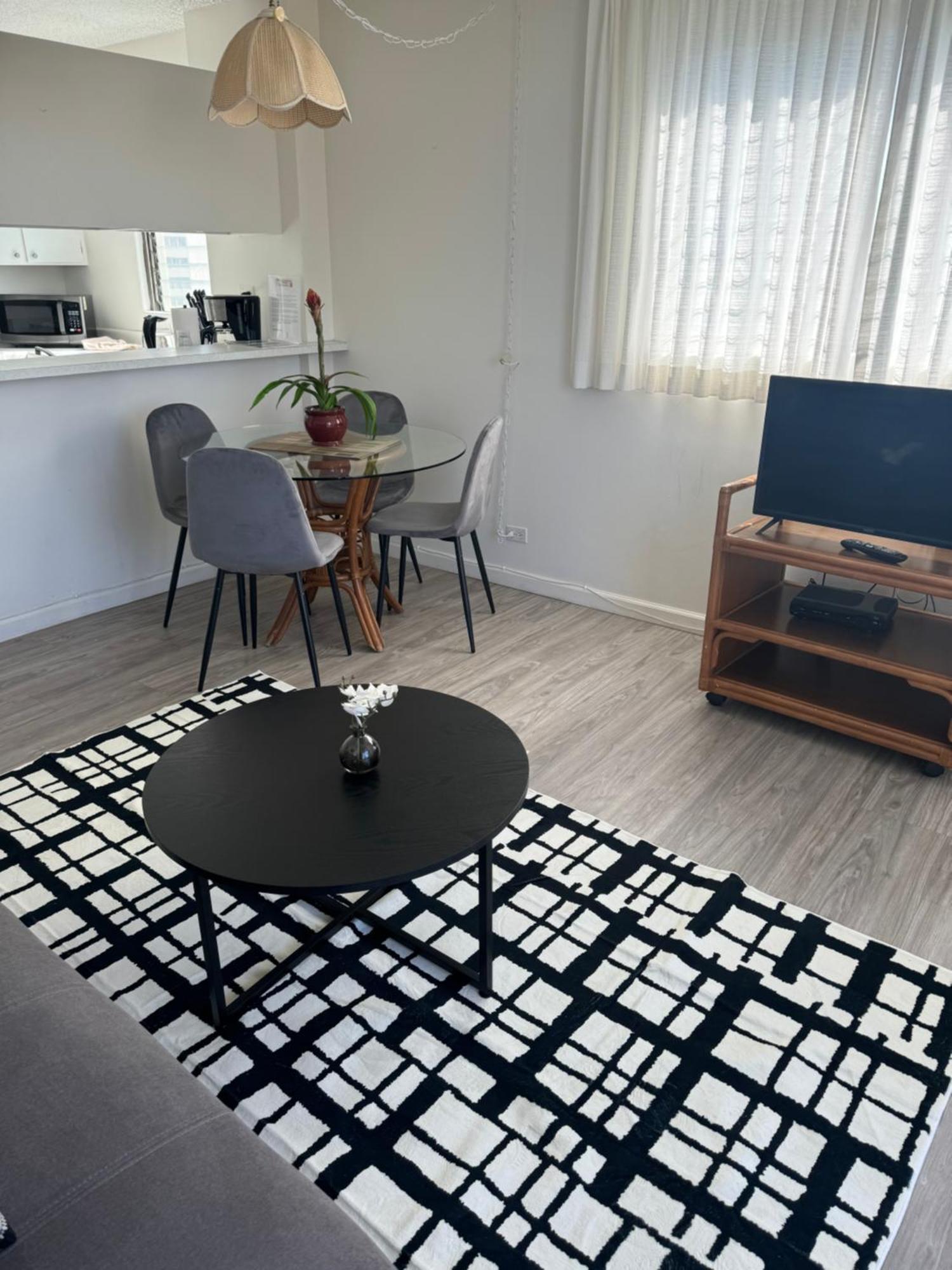 1508- Heart Of Waikiki With Kitchen-Free Parking-King Bed-Corner Unit Honolulu Exterior foto