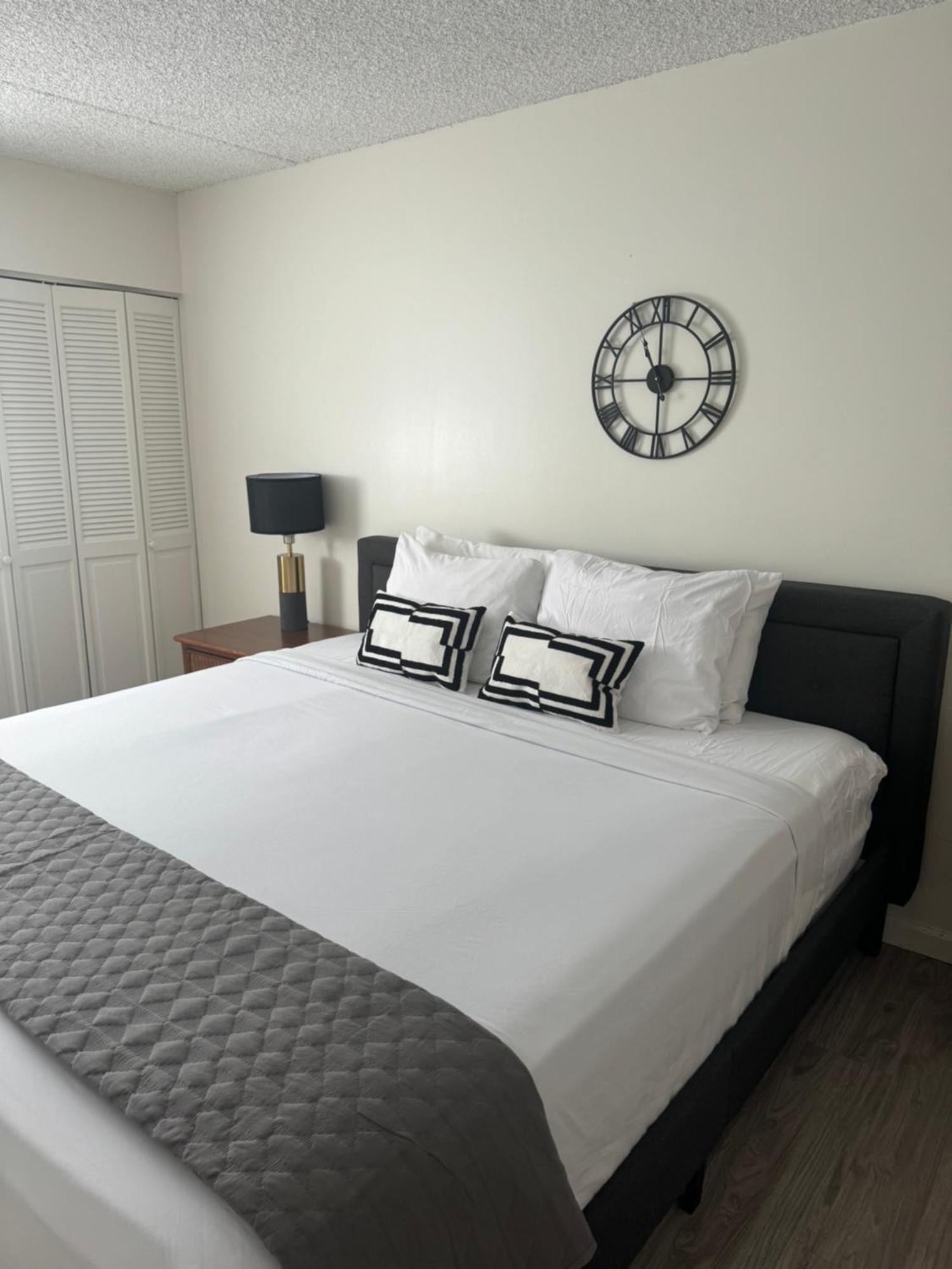 1508- Heart Of Waikiki With Kitchen-Free Parking-King Bed-Corner Unit Honolulu Exterior foto